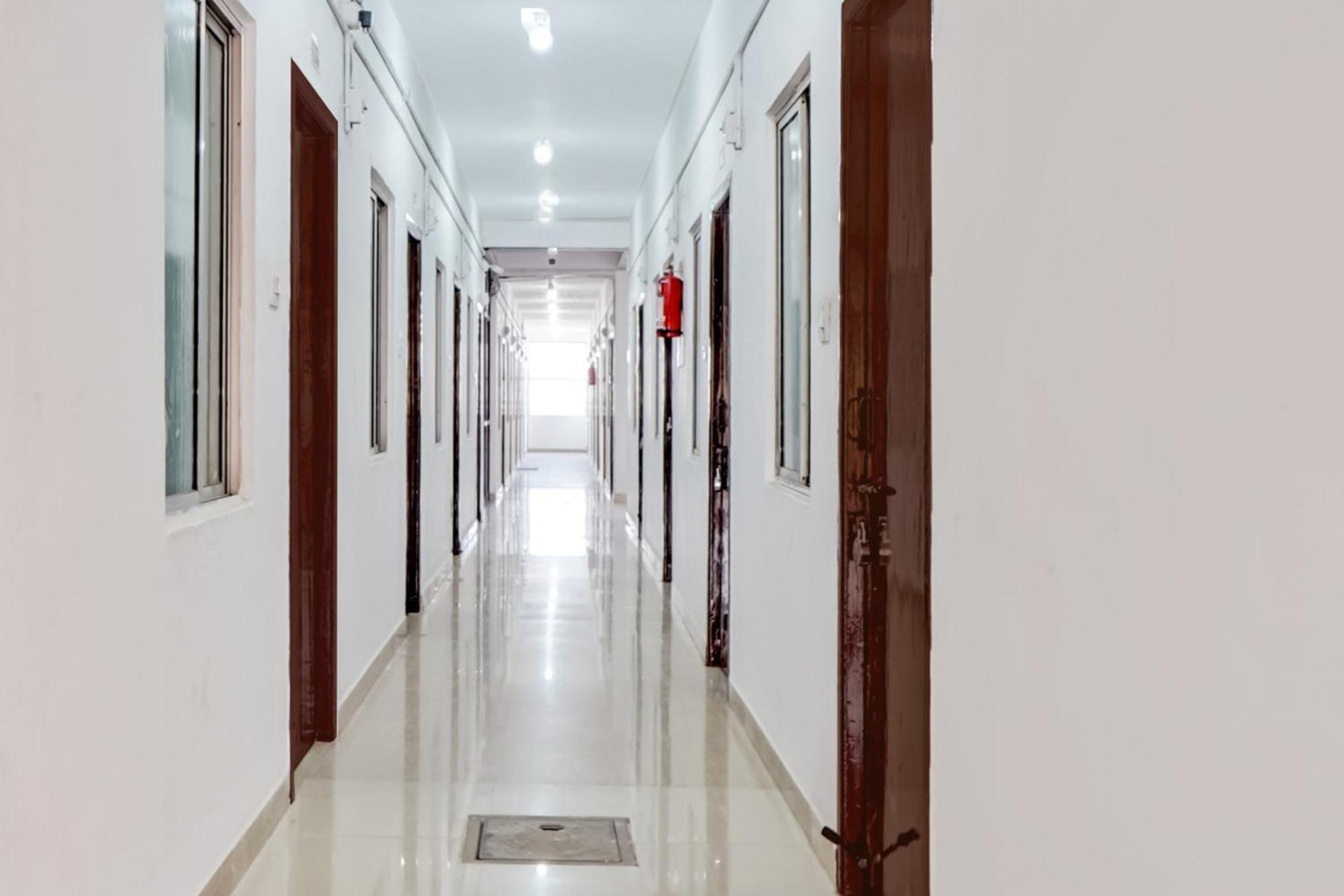Super Hotel O Okkilipalayam Coimbatore Exteriör bild