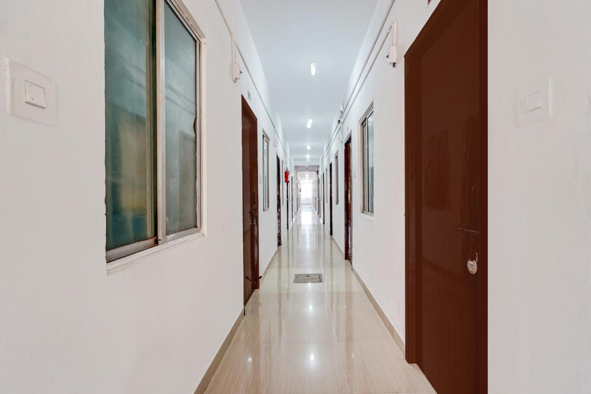 Super Hotel O Okkilipalayam Coimbatore Exteriör bild